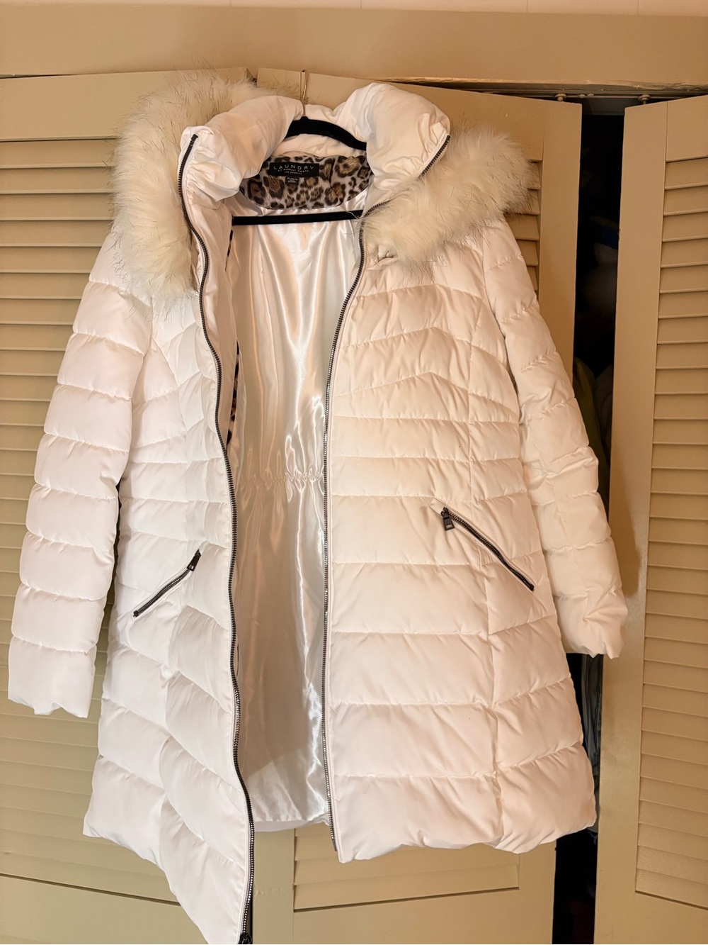 Laundry By Shelli Segal White Quilted Faux Fur-Trim Puffer Coat